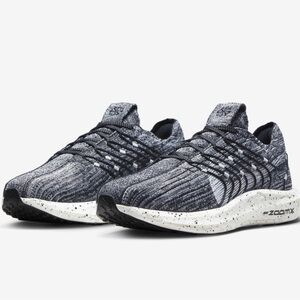 NEW NIKE ZOOM X pegasus turbo next nature in black and white size 6.5